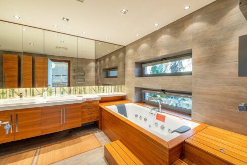 Estate in Glyfada Athens, Luxury Property Glyfada Athens 3