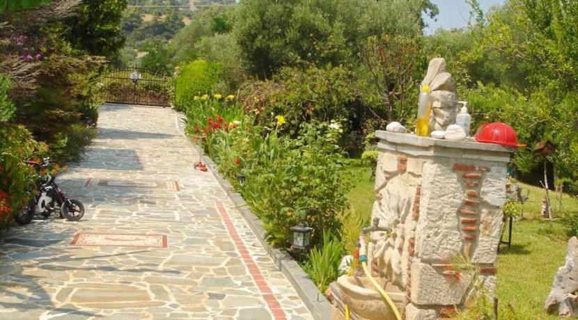 Halkidiki seafront villa with breathtaking sea view at Skioni 10