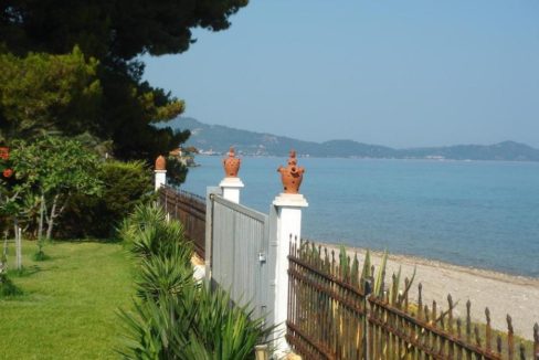 Halkidiki seafront villa with breathtaking sea view at Skioni 11