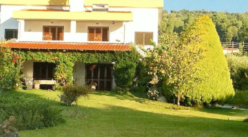 Halkidiki seafront villa with breathtaking sea view at Skioni 22
