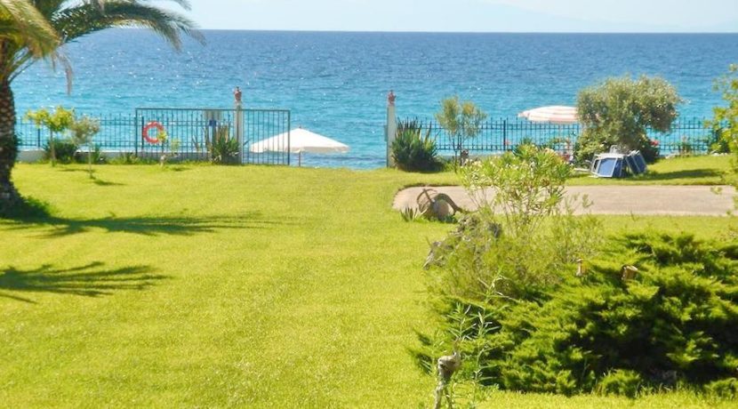 Halkidiki seafront villa with breathtaking sea view at Skioni 23