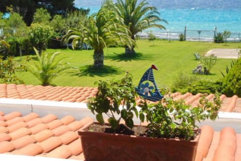 Halkidiki seafront villa with breathtaking sea view at Skioni 26