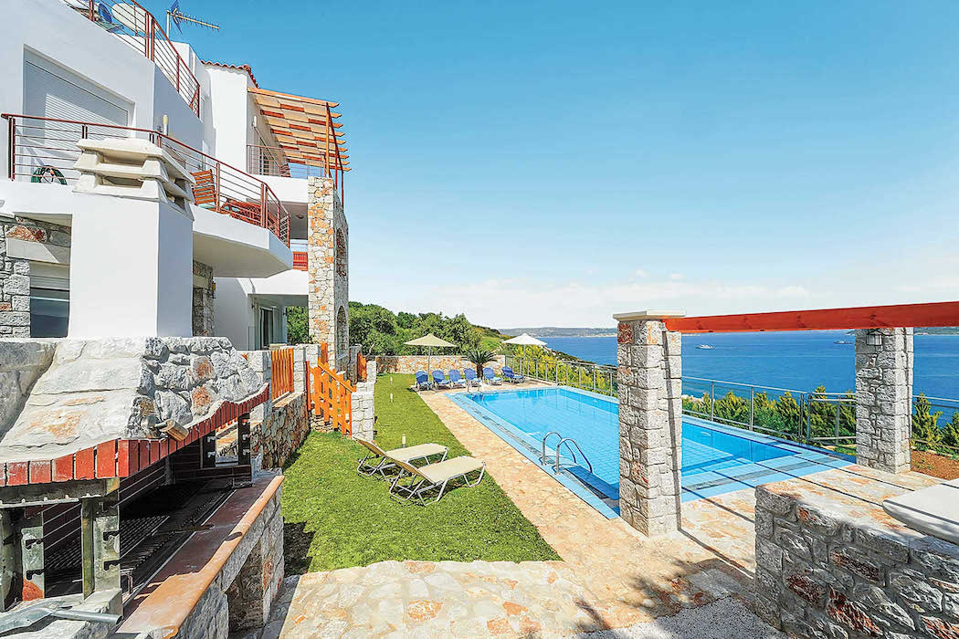 Luxury Villa in Plaka with Sea Views Crete FOR SALE EXCLUSIVE