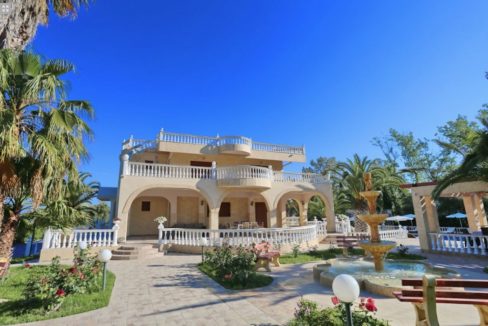 Luxury beachfront villa at Halkidiki, Kassandra 10