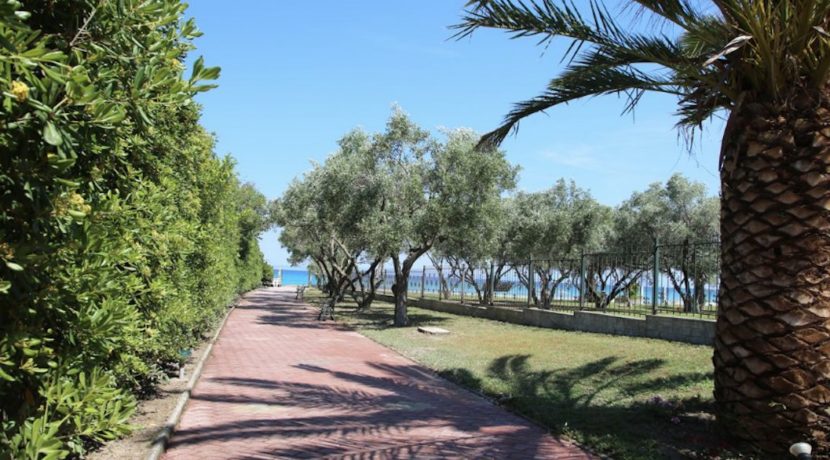 Luxury beachfront villa at Halkidiki, Kassandra 16