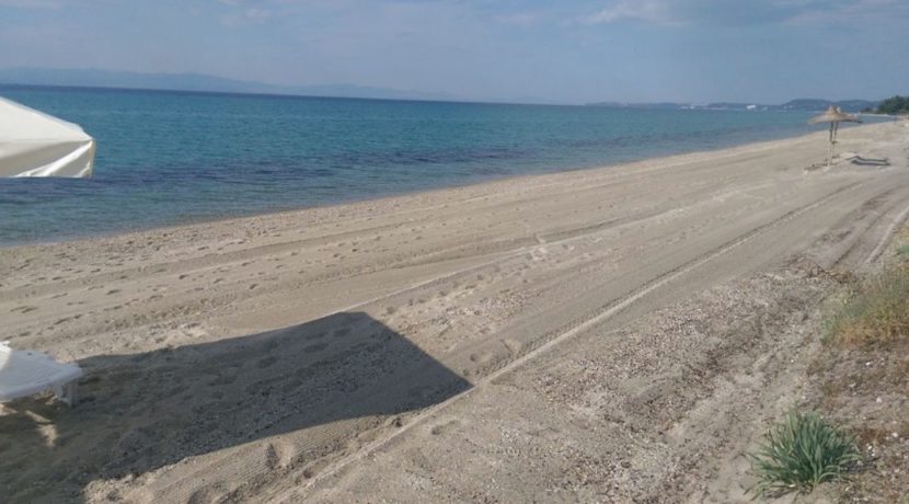 Luxury beachfront villa at Halkidiki, Kassandra 17