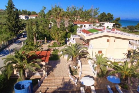 Luxury beachfront villa at Halkidiki, Kassandra 5