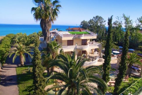 Luxury beachfront villa at Halkidiki, Kassandra 6