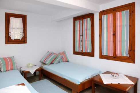 Nikiti beachfront villa 10