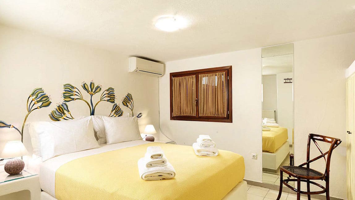 Paros villa for sale, Greece, Seafront Property in Paros for sale, Greek Villas, House in Greece, Top Villas in Paros, Paros Real Estate 2