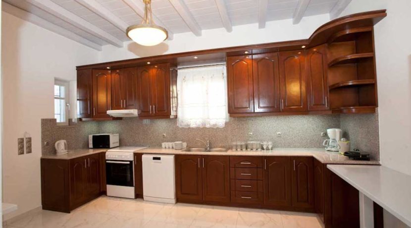 Prime location Mykonos Villa for Sale 7