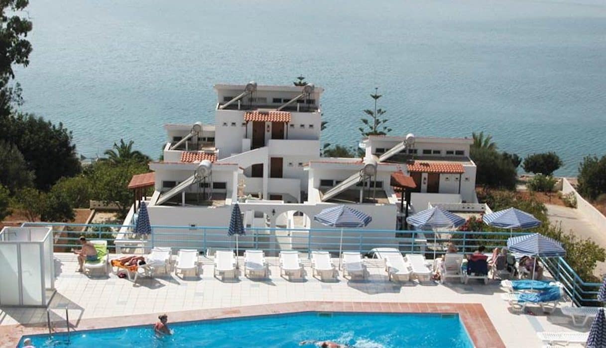 Seafront Holiday Apartment Complex (94 Beds) In The Prime Tourist Resort Of Elounda, Crete