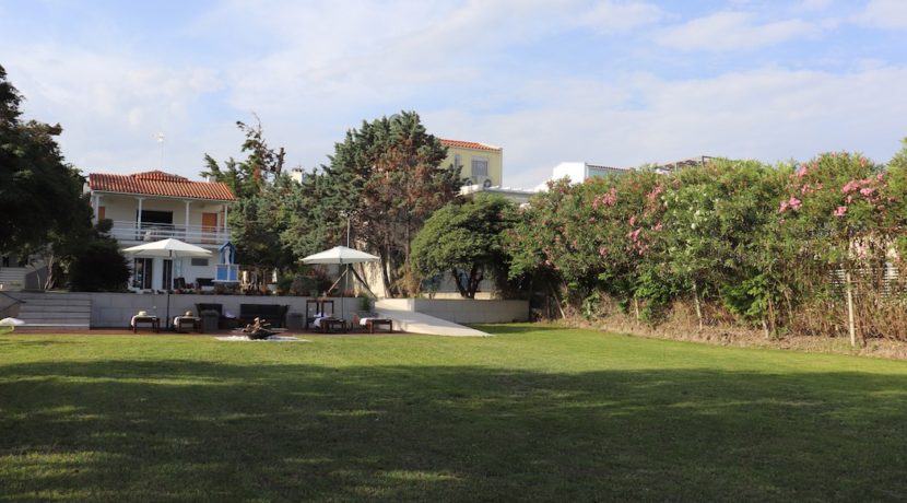 Seafront Villa at Hanioti Halkidiki 11