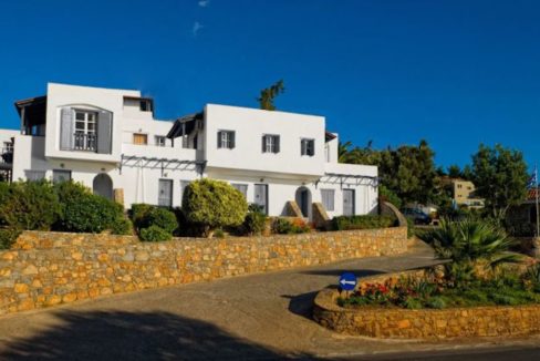 Seaside Hotel In Luxurious Resort 2