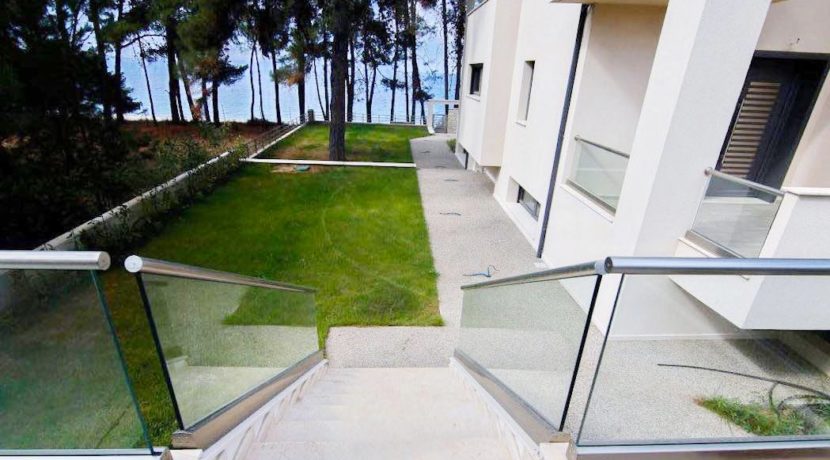 Sithonia Luxury beachfront villa 13
