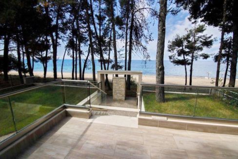 Sithonia Luxury beachfront villa 3