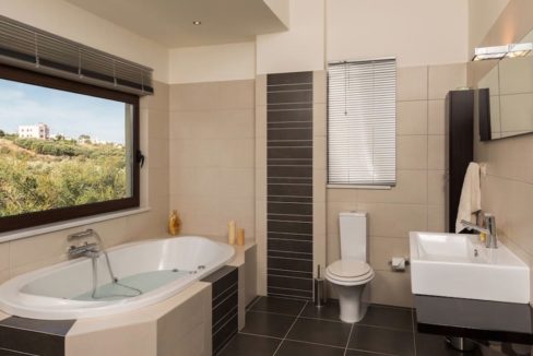Villa for sale in Chania Crete 19