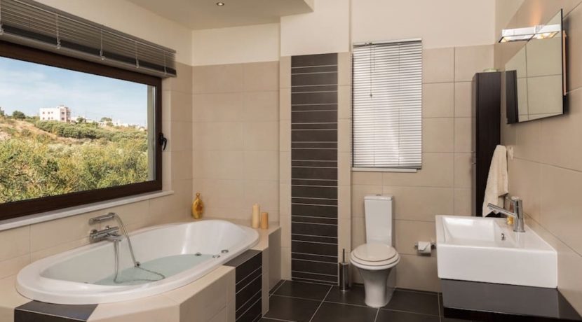 Villa for sale in Chania Crete 19