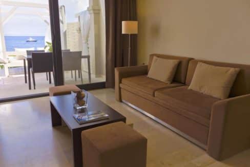 Complex of 5 small seafront villas in Corfu for sale 9