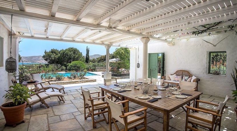 Excellent Villa in Paros for sale 10