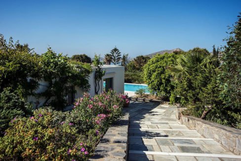 Excellent Villa in Paros for sale 11