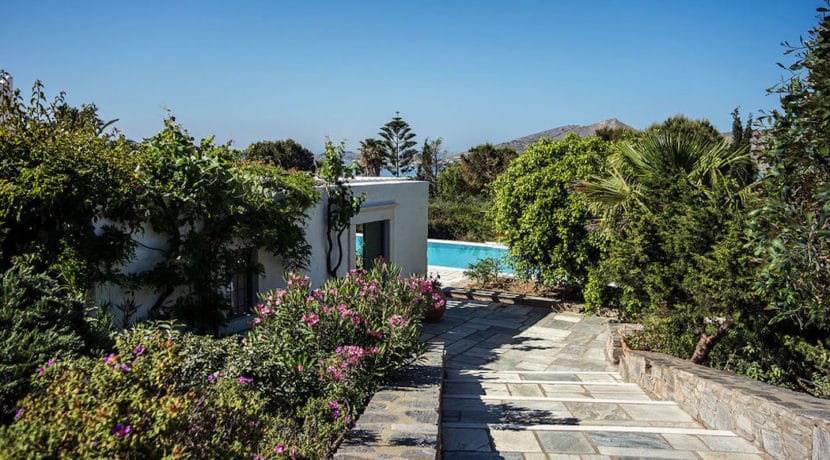 Excellent Villa in Paros for sale 11