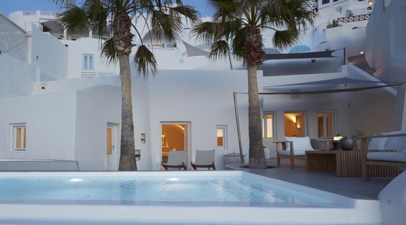 Santorini Luxury Villa for sale 14