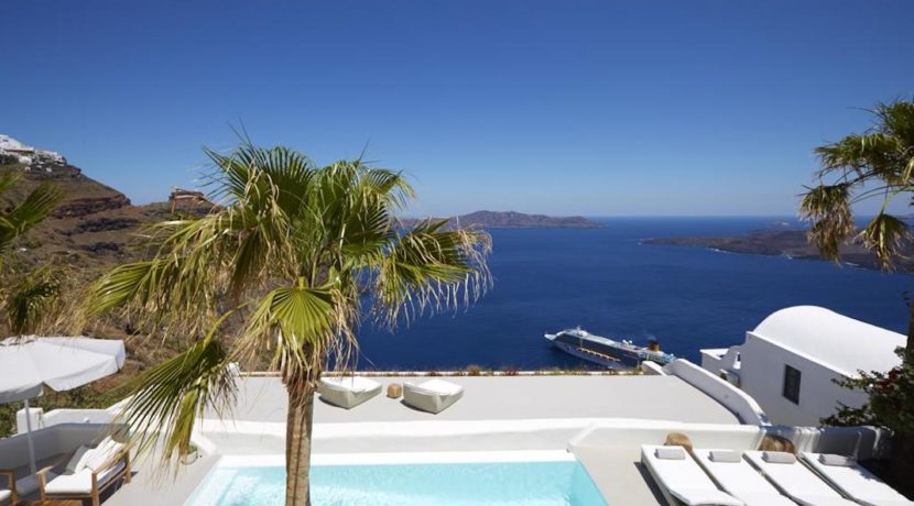 Santorini Luxury Villa for sale 18