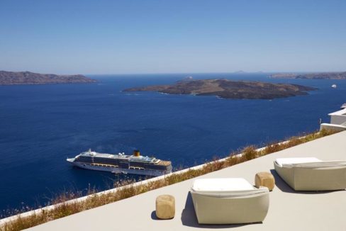 Santorini Luxury Villa for sale 19