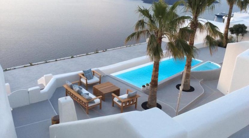 Santorini Luxury Villa for sale 21