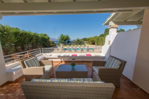 Seafront Villa in Avlaki Corfu 13