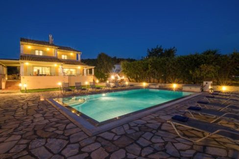 Seafront Villa in Avlaki Corfu 3