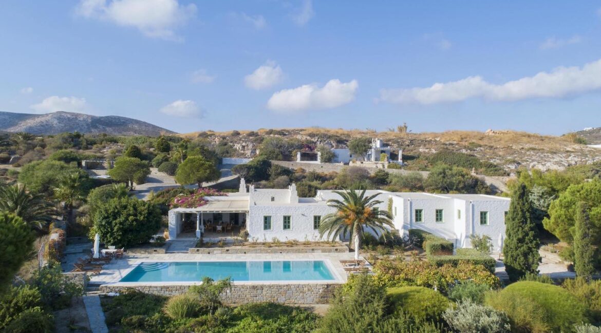 Villa in Paros 2