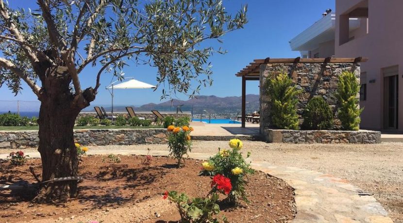 Villa near the Sea in Crete, Agios Nikolaos for sale 29