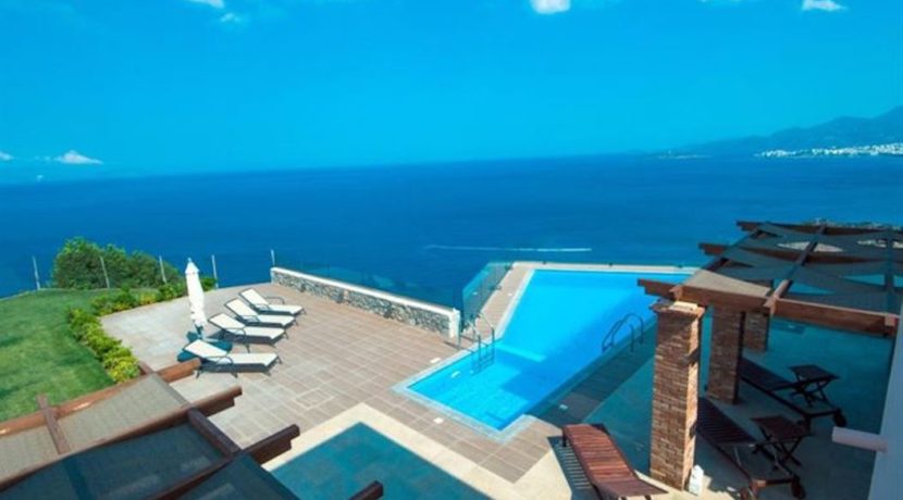 Villa near the Sea in Crete, Agios Nikolaos for sale 8