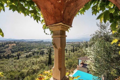 Villa-with-unique-architectural-style-at-Corfu-20