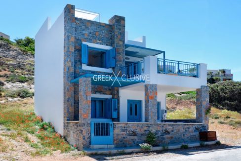 Waterfront Villa with sea view in Crete, Real Estate in Crete, Seafront house in Crete for Sale 3