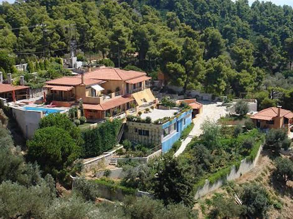 Big Property at Skiathos Greece, Sporades, hotels for sale Skiathos, moving to skiathos, Villa for sale in skiathos island