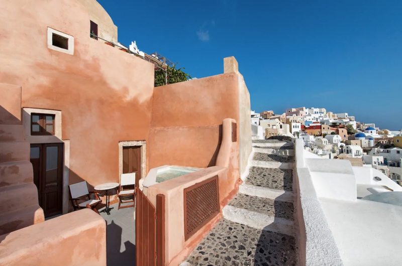 Cave House Santorini, Caldera for Sale, Excellent Cave Suite for Sale