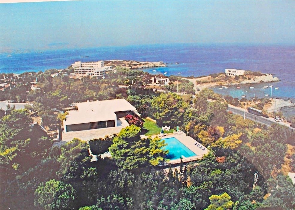 Seafront Villa in South Attica, Lagonisi