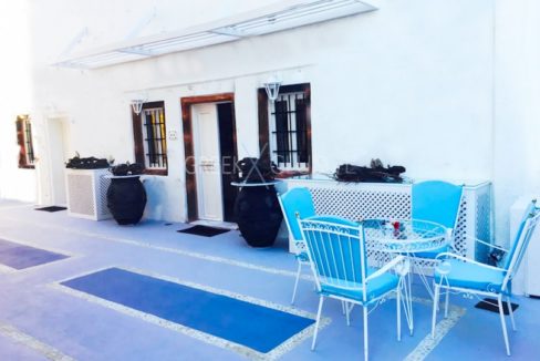 Luxury houses for sale in Santorini. Homes for sale in Santorini Greece 5