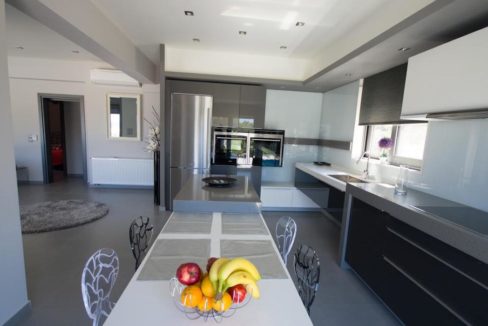 Seafront Villa near Ierapetra in Crete. Crete property for sale or rent 7