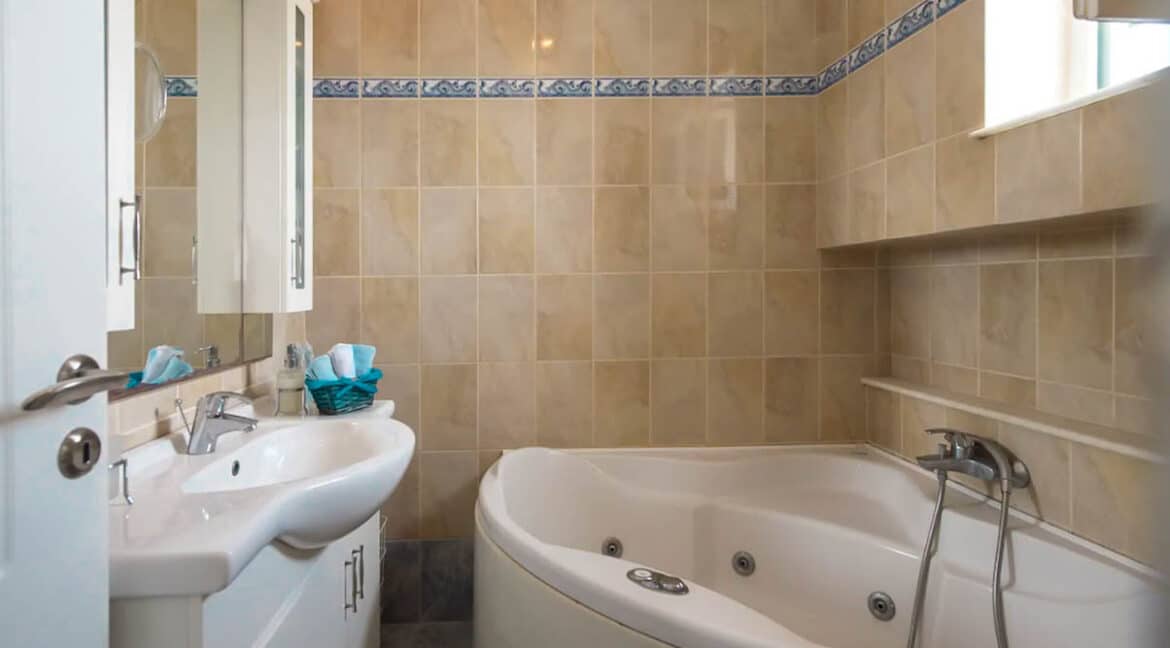 Villa in Paros, Paros Properties for Sale 37