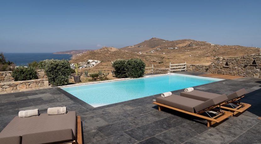 Villas for Sale in Mykonos in Kalafatis Mykonos. Villa in Kalafatis Mykonos, prime location mykonos, mykonos estates, Mykonos Real Estate 3