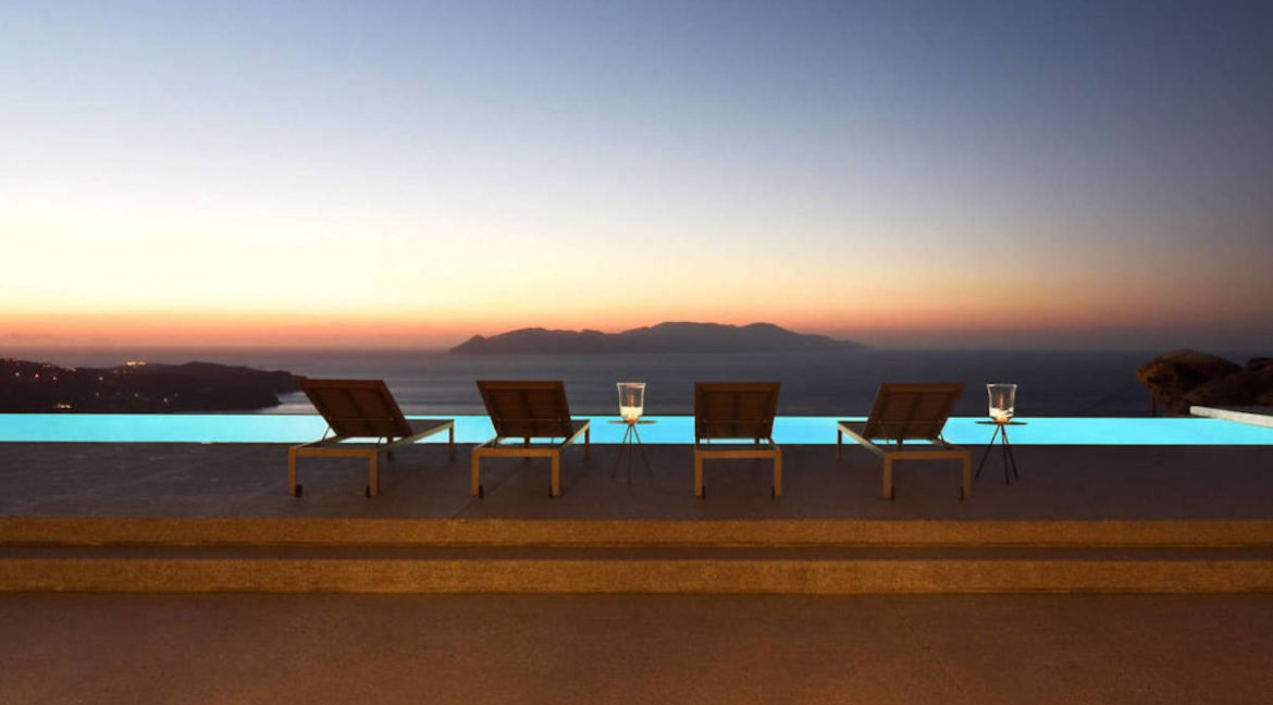 6 room Luxury Property in Ios Greece, Mylopotas, Cyclades Luxury Villas, Luxury Estate in Ios Island, Luxury Villa in Ios Greece, Ios Real Estate 1