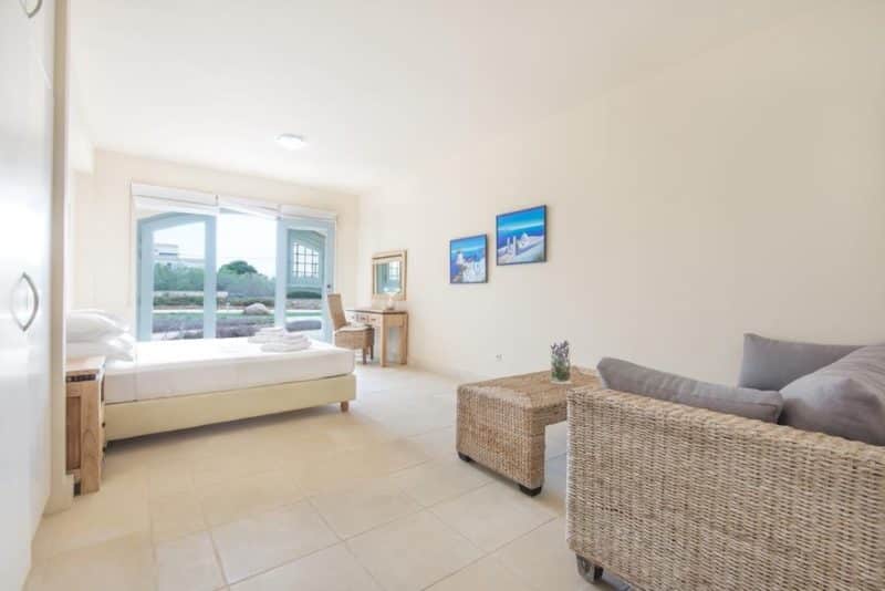 Magnifique villa en bord de mer dans le Péloponnèse, à Porto Heli, Petrothalassa in 37.337292124648,23.186512171399,12