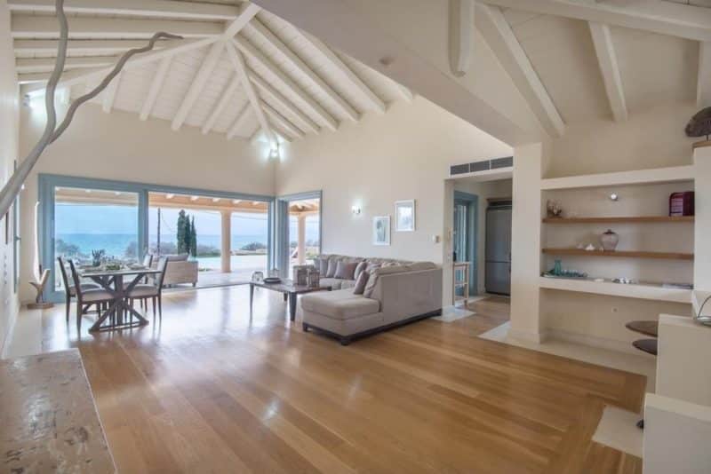 Magnifique villa en bord de mer dans le Péloponnèse, à Porto Heli, Petrothalassa in 37.337292124648,23.186512171399,12