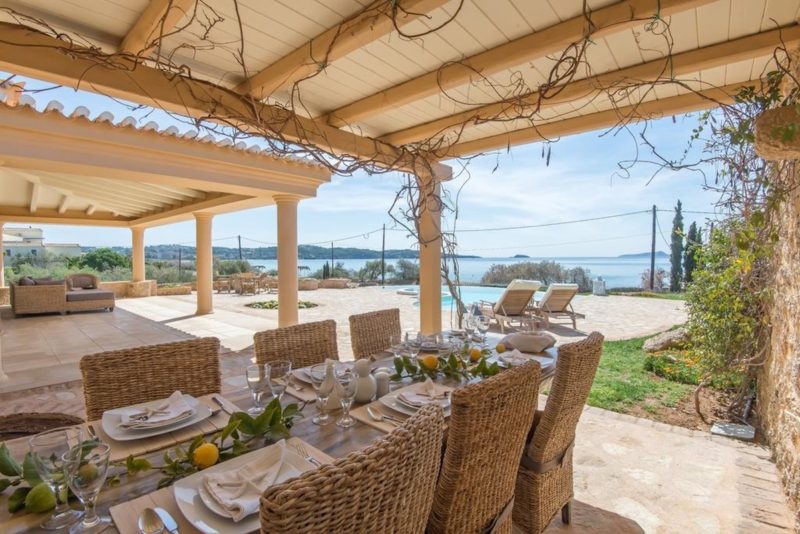 Magnifique villa en bord de mer dans le Péloponnèse, à Porto Heli, Petrothalassa in 37.337292124648,23.186512171399,12