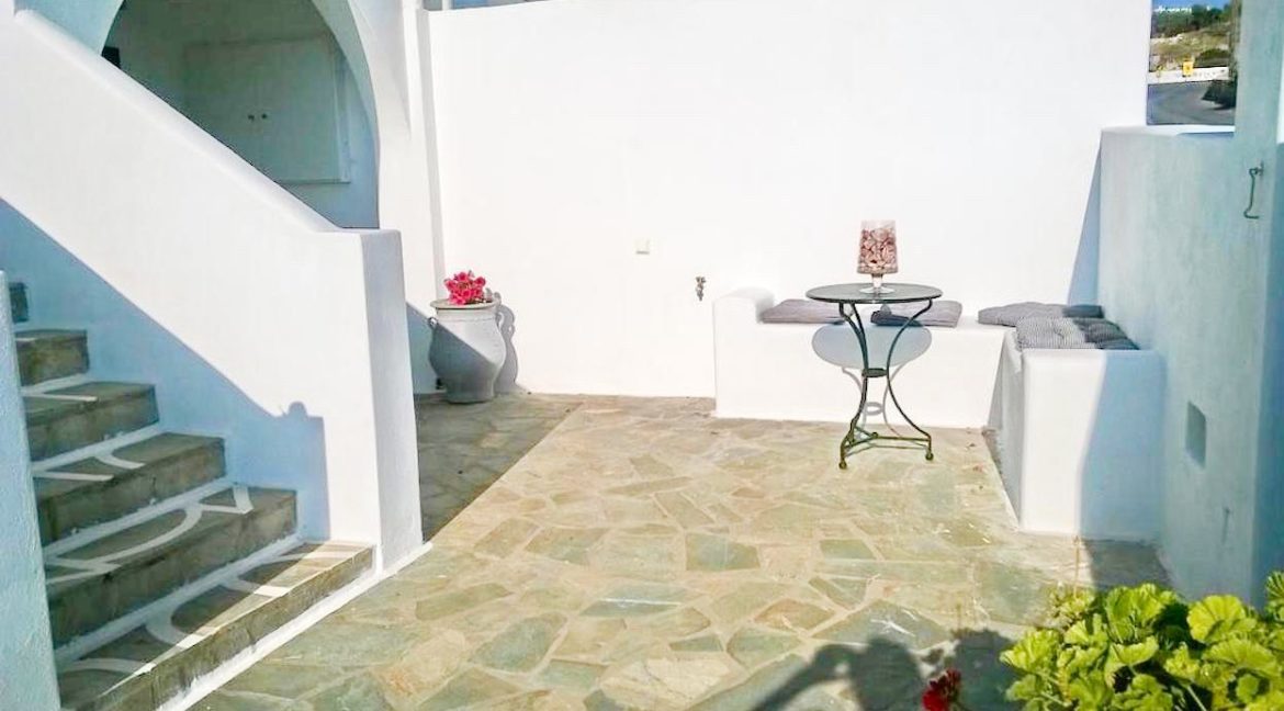 Apartments Hotel at Paros Greece . Paros Real Estate, Small Hotel in Paros for Sale, Hotel Sales in Paros, Paros Greece Real Estate 4