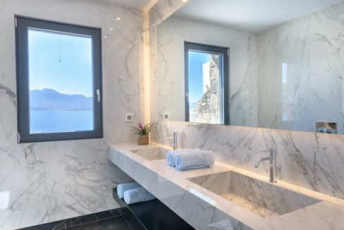 Beachfront Luxury Villa in Crete, Agios Nikolaos. Luxury Beachfront Property in Crete, Seafront Villa Crete for Sale, Luxury Estate in Crete 12